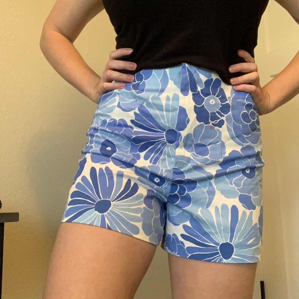 Zara flower shorts size L